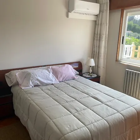Piso Acogedor Con Vistas Διαμέρισμα Val do Dubra